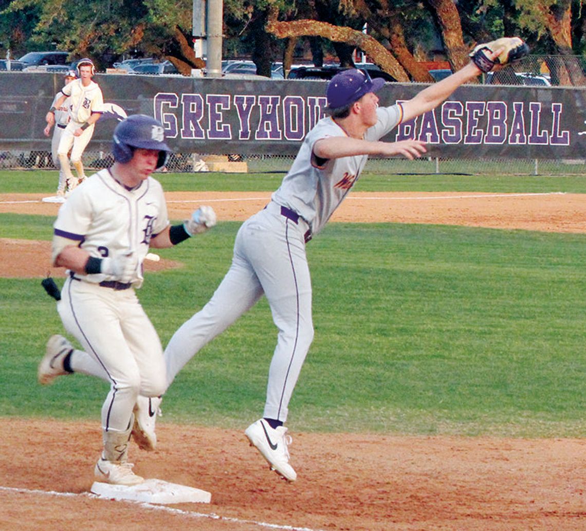 Greyhounds keep playoff hopes alive