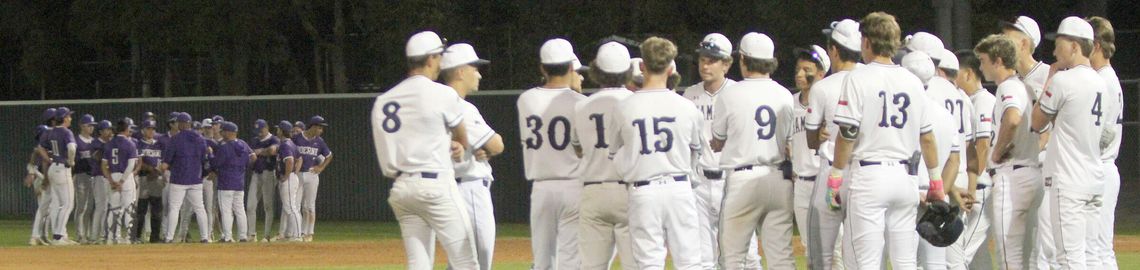 Greyhounds rally past Chargers Tuesday night