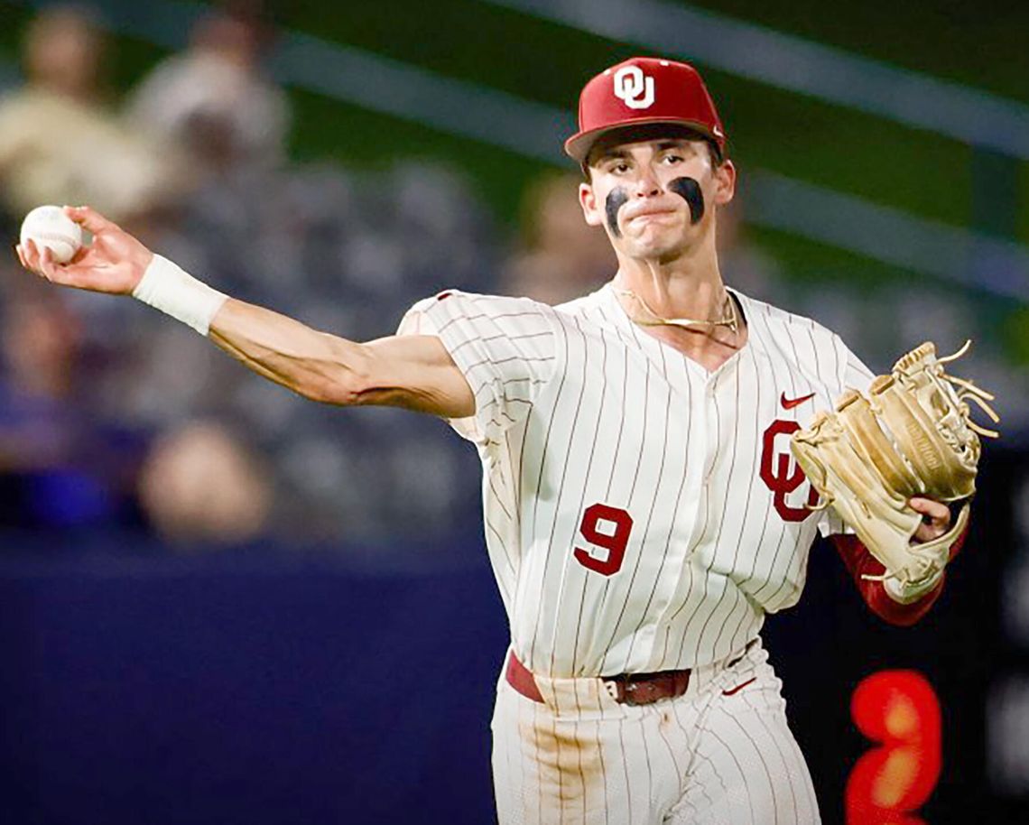Johnson helps Sooners win national championship Johnson helps Sooners win national championship
