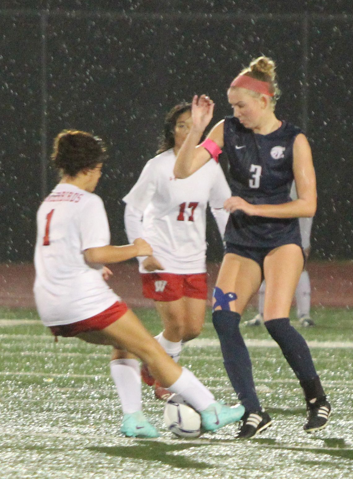 Lady Chargers soccer team whips Wagner, 8-0