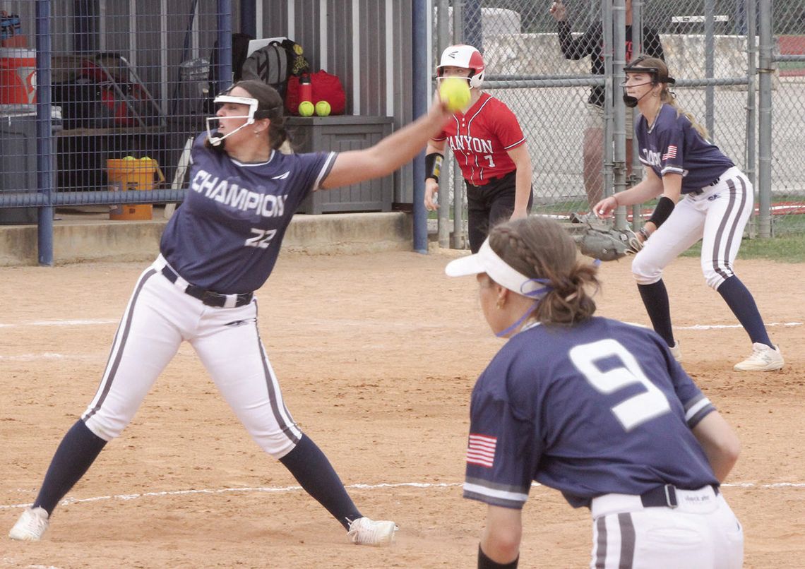 Lady Chargers split last two softball games