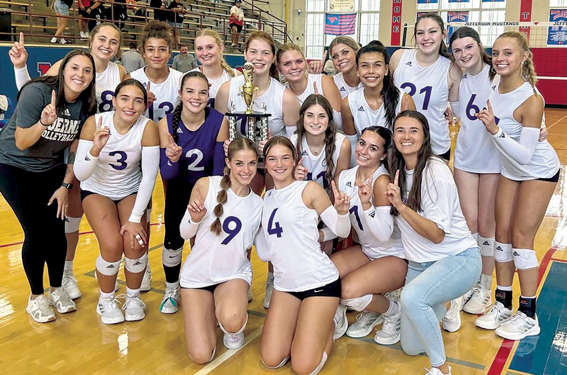 Lady Greyhounds win SAISD volleyball tourney