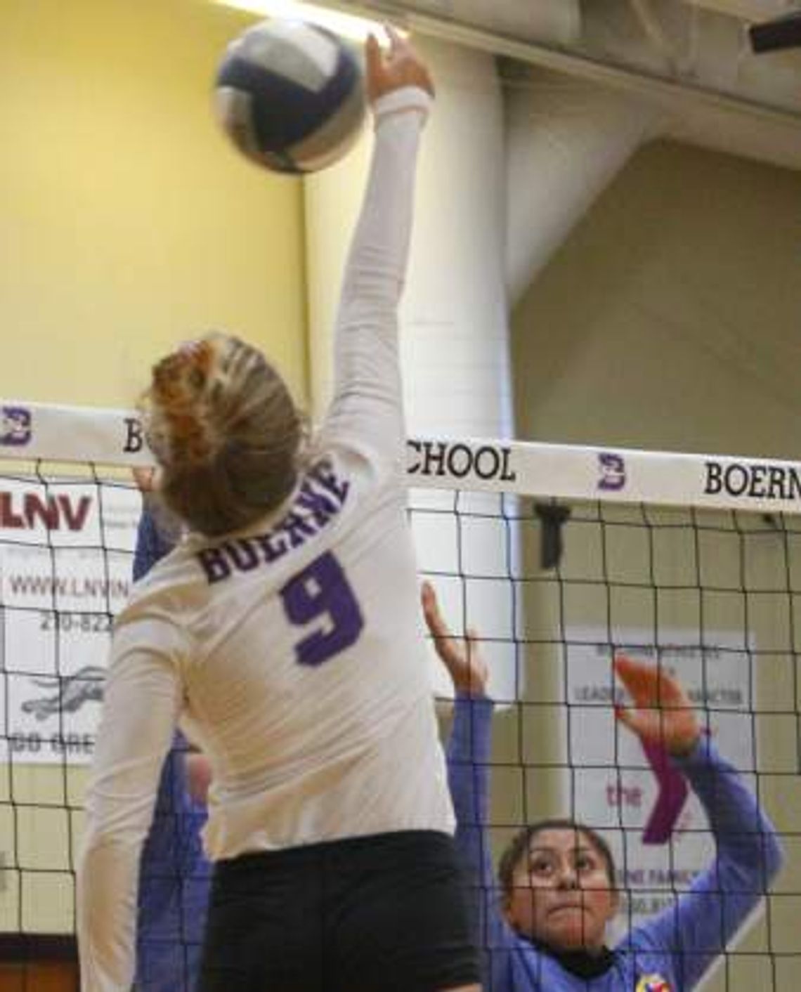 Lady Hounds close out non-district schedule