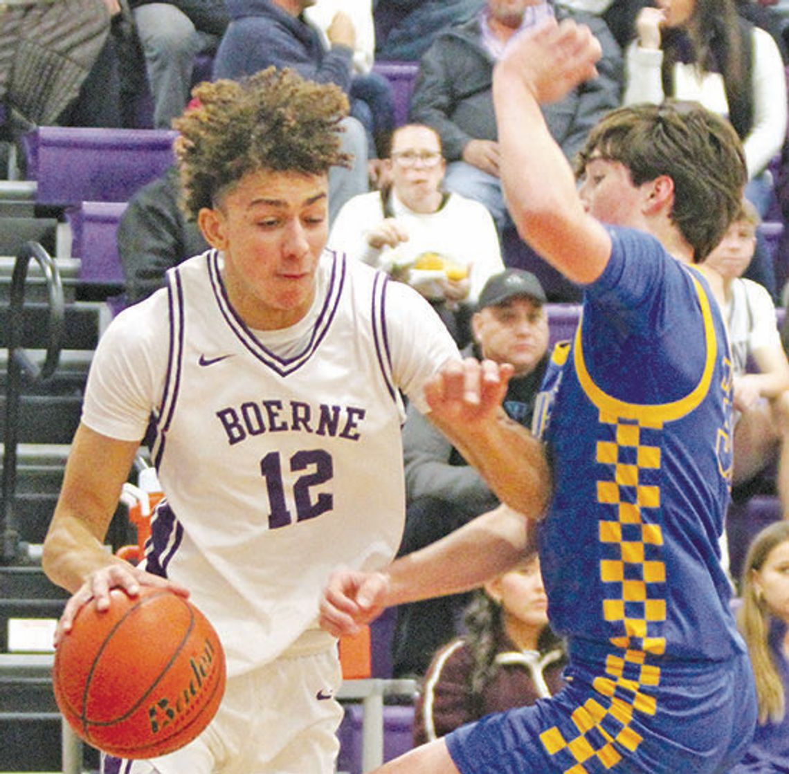 Mules overtake Greyhounds in second half