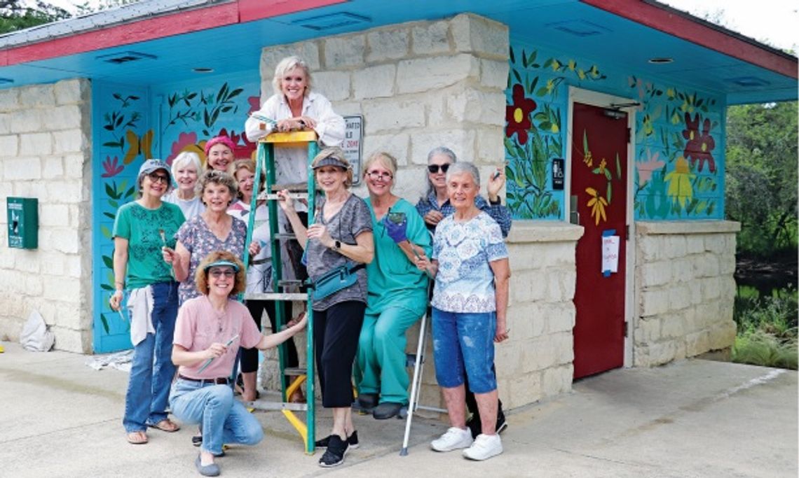 Mural enhances River Road walk
