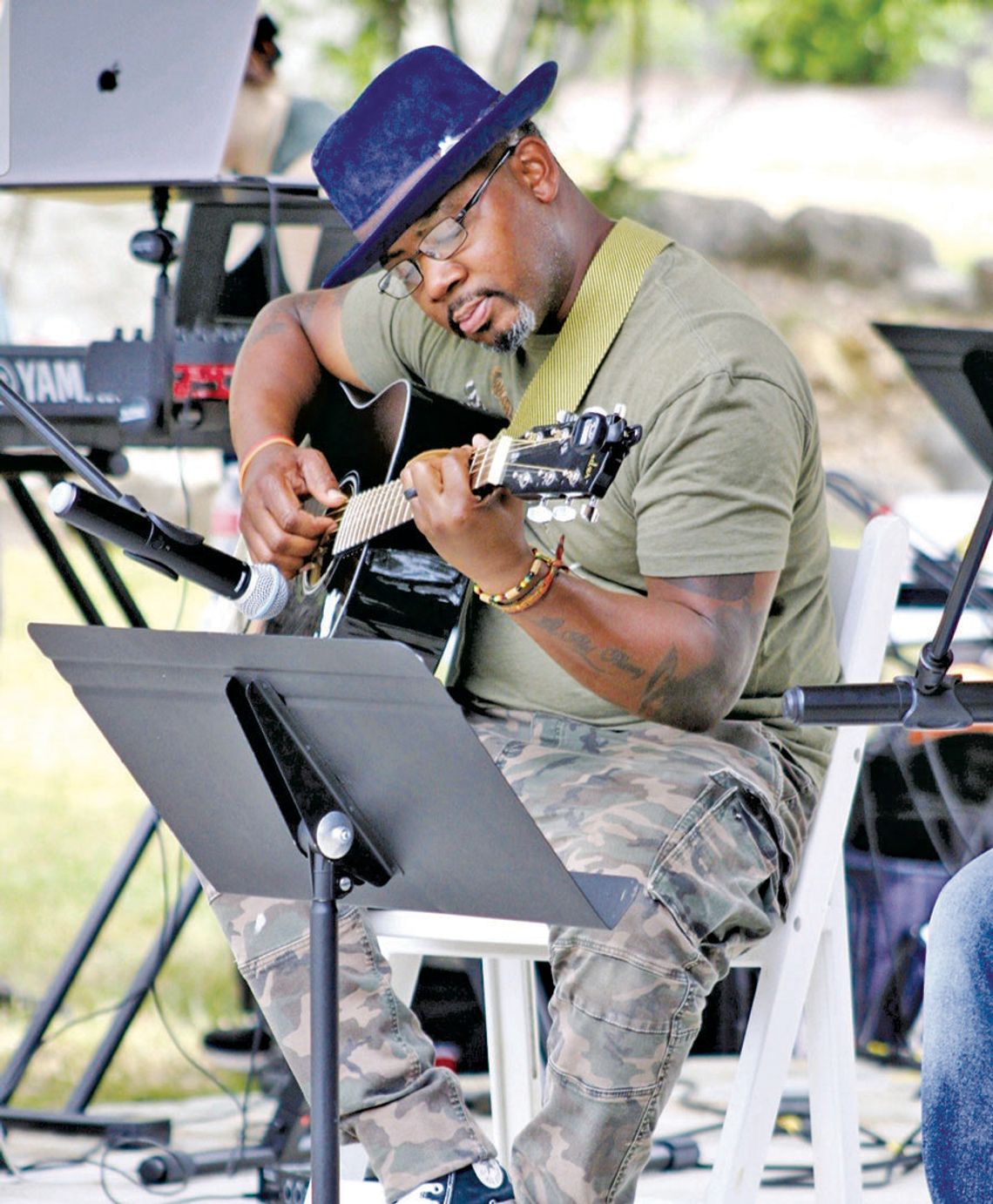 Music 4 Heroes Sunday: Guitar, dogs and honors