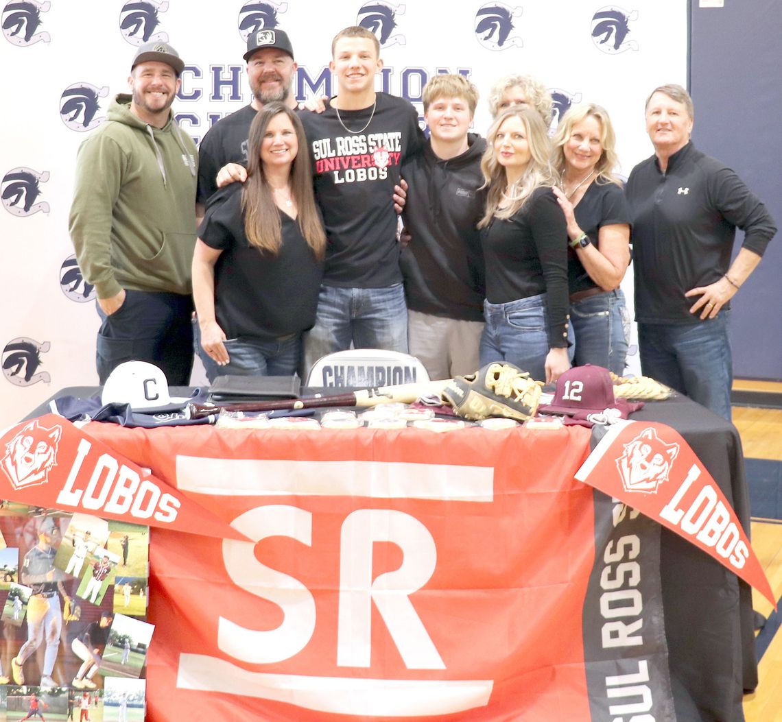 Ott signs with Sul Ross State University