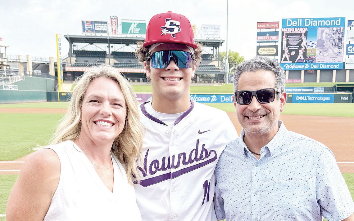 Perez plays in THSBCA All-Star Game