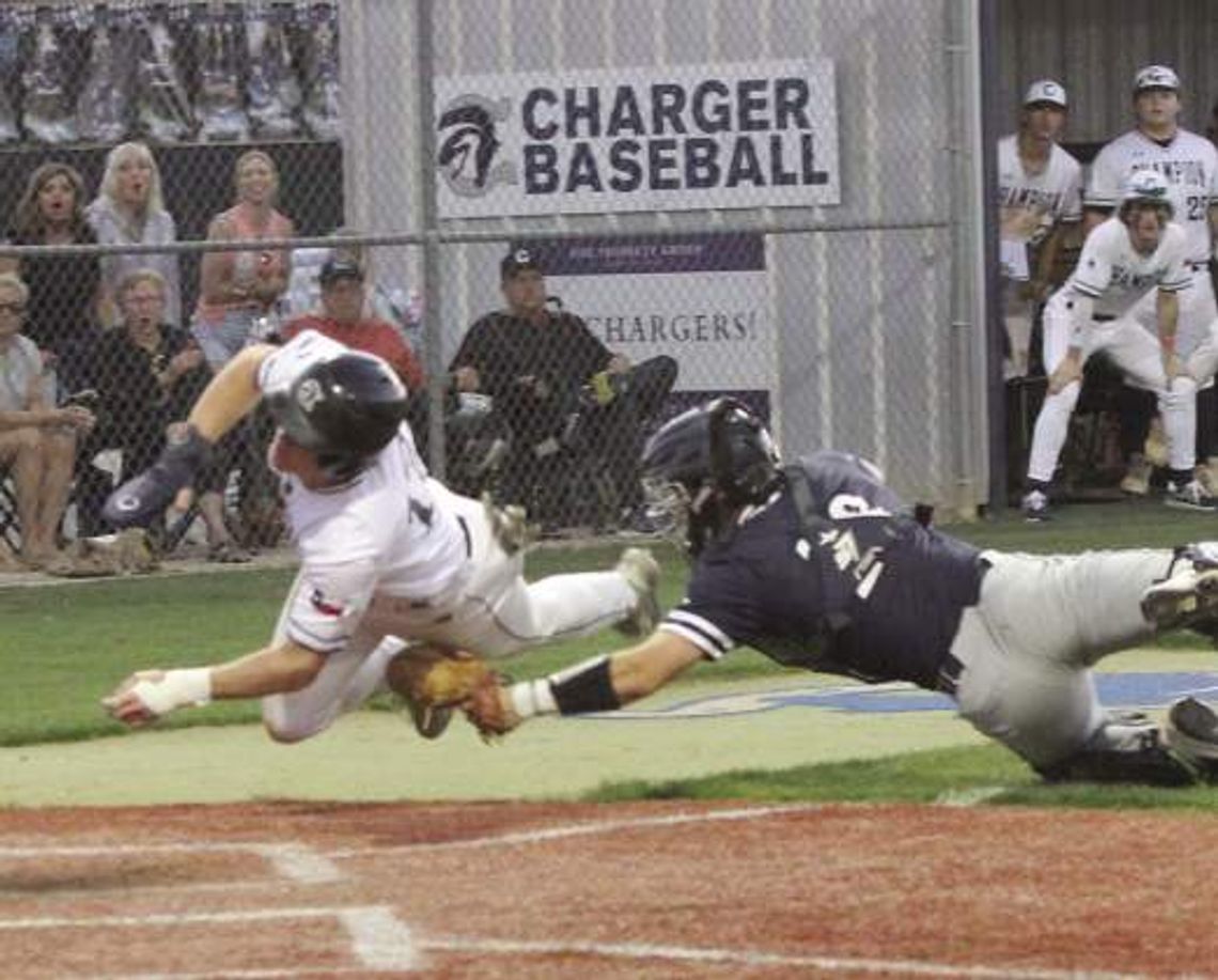 Rangers rally for win in seventh over Chargers