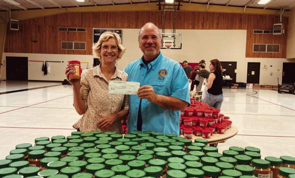 Rotarians support Blessings in a Backpack Program
