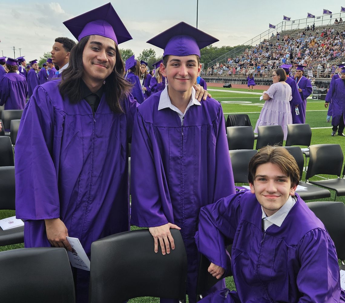 Seniors say goodbye to Boerne High