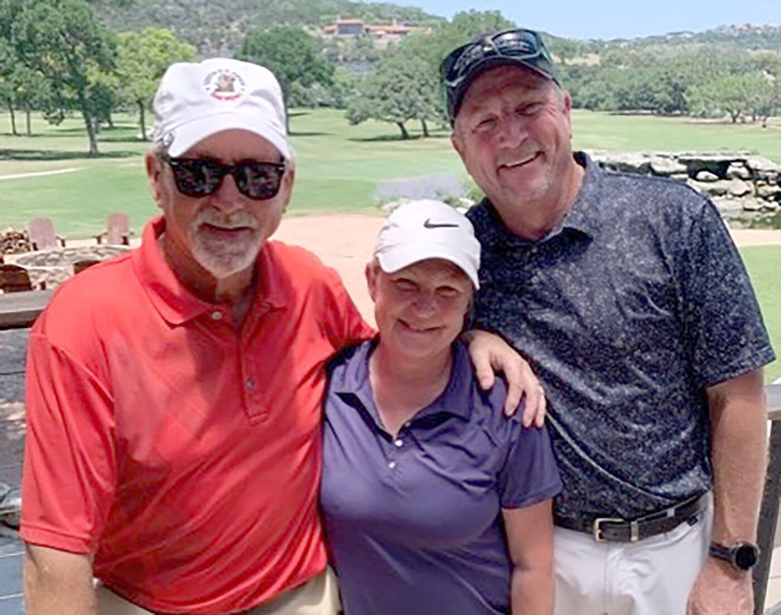 Tapatio Springs men’s group hosts Cowboys & Cowgirls tourney