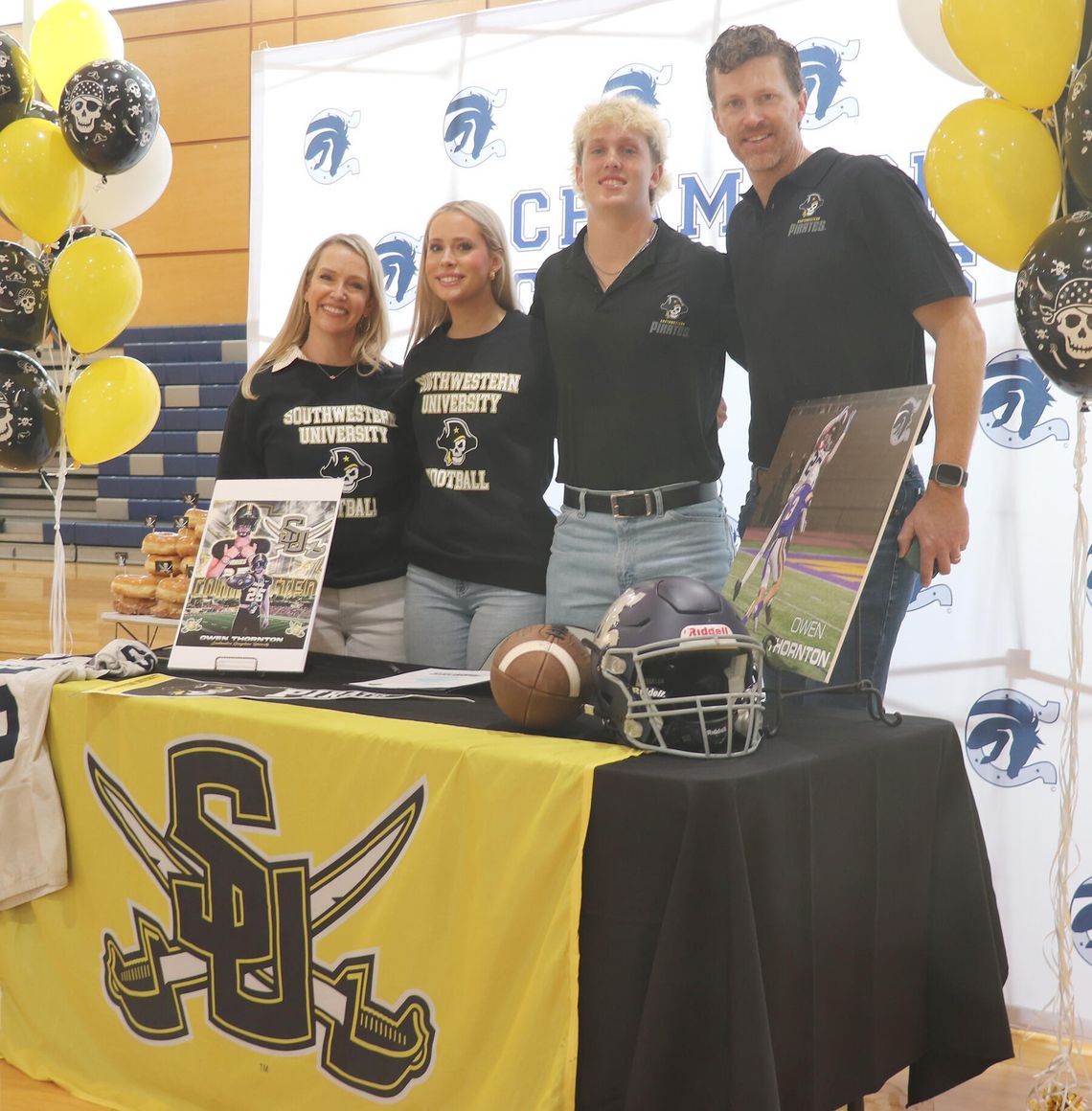Thornton signs with Southwestern University Thornton signs with Southwestern University