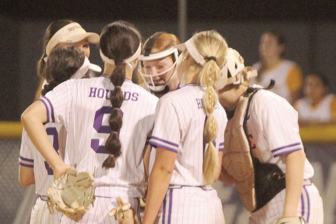 Tivy tops Lady Greyhounds with walk-off double