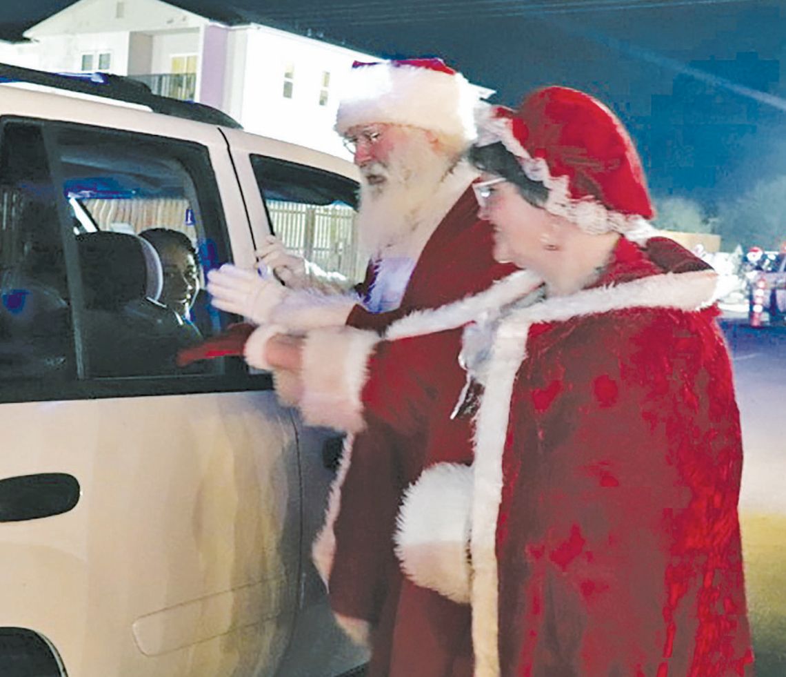 Volunteers make Blue Santa festive event