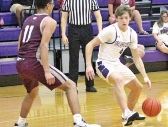 Boerne’s Koen Wolff (4) and the rest of the Boerne boys basketball team didn’t stop until they reached the state tournament.