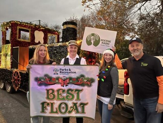 Little Smiles Dentistry went home winners Saturday night, as their floated was voted the very best out of a large cohort by a team of judges, including Boerne Radio Co-founders Shan and Baron Wiley. Photos courtesy of Boerne Radio