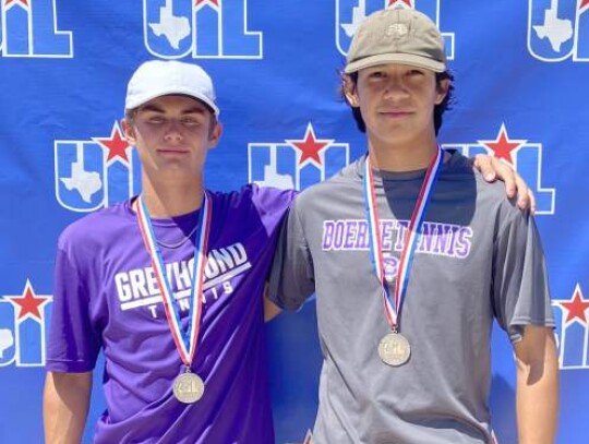 Ben Rowe and Justin Barraza finished second in boys doubles at regionals to qualify for state.